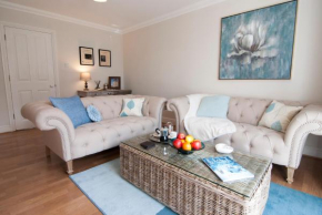 Lord Raglan House Apartments 2BR with Parking